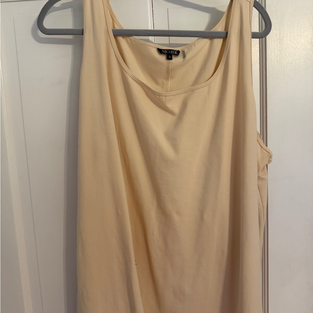 NIC +ZOE Beige Sleeveless Tank Top